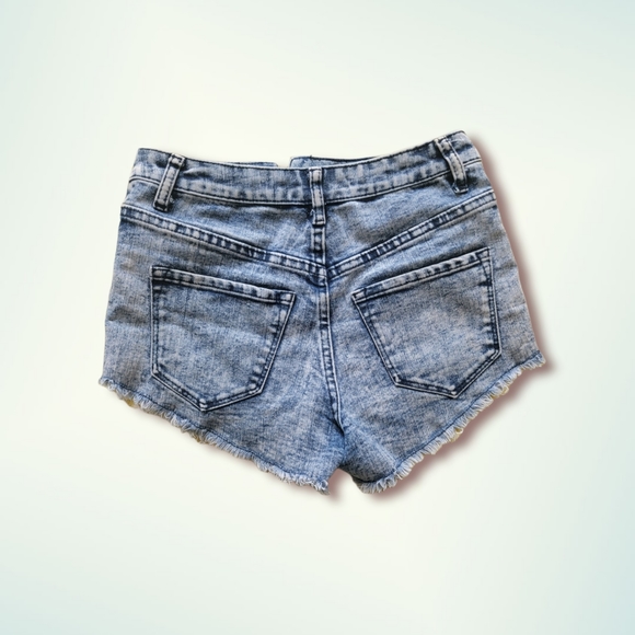 High Waisted Shorts - Picture 5 of 5